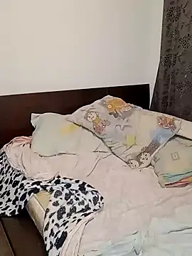 Snapshot of Daddy1972 chatting on January 2025 06:04:01 PM Daddy1972 online show from January 2025 06:04:01 PM