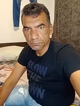 Snapshot of Daddy1972 chatting on January 2025 08:12:01 PM Daddy1972 online show from January 2025 08:12:01 PM