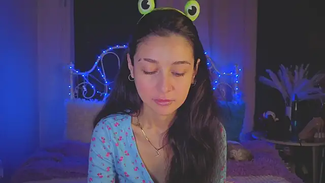 Funny Bunny online show from October 2025 02:30:01 AM