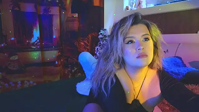 Snapshot of Malika_uAngel chatting on January 2025 05:16:02 AM Malika uAngel online show from January 2025 05:16:02 AM