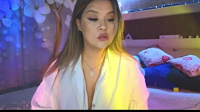 Snapshot of Malika_uAngel chatting on January 2025 01:56:01 AM Malika uAngel online show from January 2025 01:56:01 AM