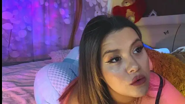 Snapshot of Malika_uAngel chatting on January 2025 01:08:01 AM Malika uAngel online show from January 2025 01:08:01 AM