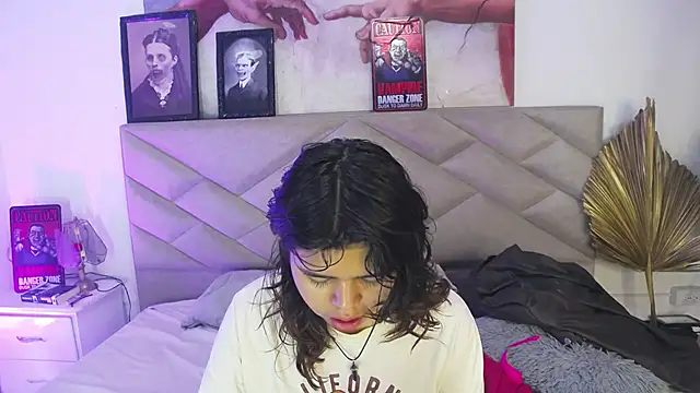 SabinaMerchetti online show from October 2025 03:40:02 AM