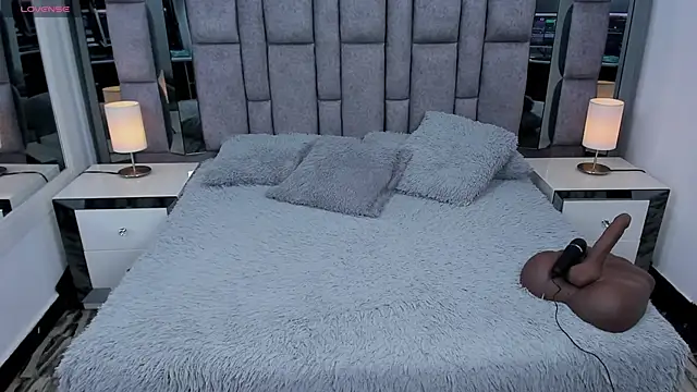 EMMAHILL1 online show from January 2026 04:11:02 PM