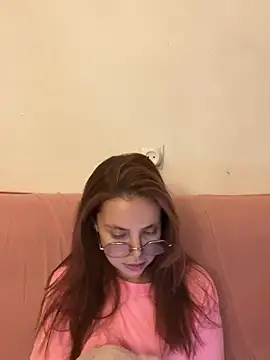 Snapshot of lovebellagrey chatting on December 2025 07:55:01 PM lovebellagrey online show from December 2025 07:55:01 PM