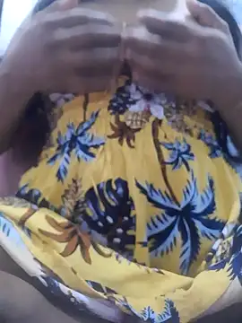 Snapshot of chubby_wife chatting on July 2026 03:21:02 PM chubby wife online show from July 2026 03:21:02 PM
