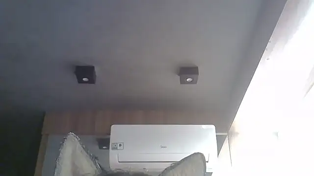 Skinny-Kitten online show from January 2026 11:18:02 PM