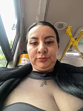 Abril Luv online show from March 2025 12:06:02 PM