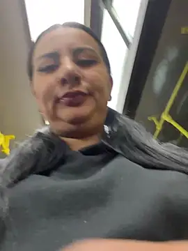 Abril Luv online show from March 2025 10:28:02 AM