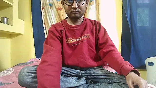 Snapshot of Cute_boy2000 chatting on January 2025 10:32:01 AM Cute boy2000 online show from January 2025 10:32:01 AM