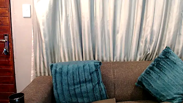 CancerGodessX online show from November 2025 09:16:01 PM