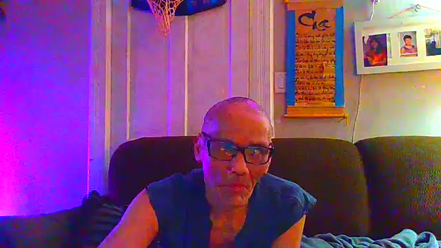 xuan8pssy ui69 online show from February 2026 09:08:01 AM