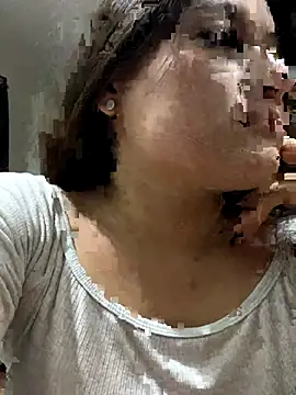 LuceroRm online show from December 2025 04:32:01 AM