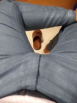 Snapshot of adicma123 chatting on October 2025 06:25:02 AM adicma123 online show from October 2025 06:25:02 AM