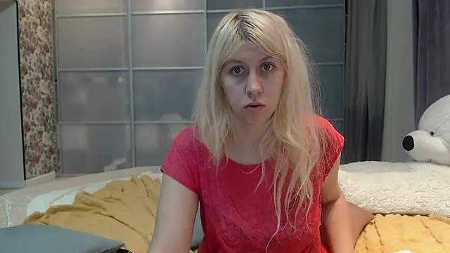 KyliePag online show from January 2026 05:12:02 AM