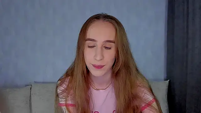 Snapshot of _mira_cle_ chatting on November 2025 11:26:02 PM mira cle online show from November 2025 11:26:02 PM