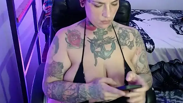 VampGirl1 online show from February 2025 10:09:01 PM