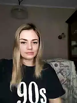 Snapshot of KrissSexi chatting on March 2025 05:28:01 PM KrissSexi online show from March 2025 05:28:01 PM