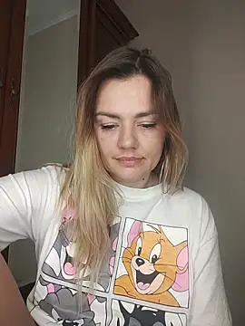 Snapshot of KrissSexi chatting on November 2025 07:38:02 PM KrissSexi online show from November 2025 07:38:02 PM