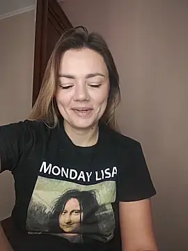 Snapshot of KrissSexi chatting on November 2025 07:53:02 AM KrissSexi online show from November 2025 07:53:02 AM