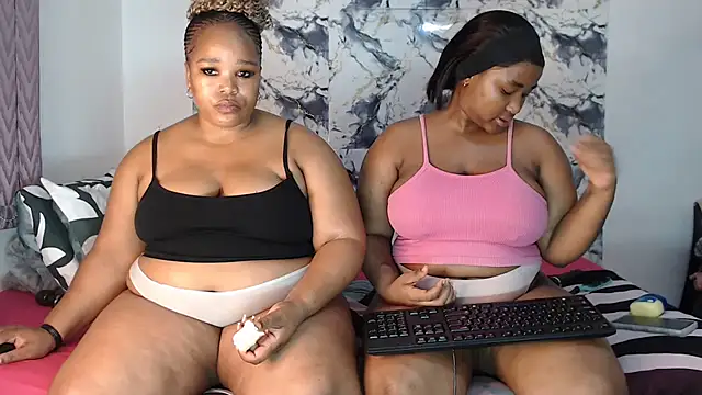 SexyAmeena2002 online show from May 2026 09:10:01 PM