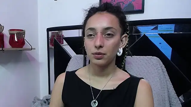 Snapshot of ORIANNA_BODMOD chatting on December 2024 02:53:01 PM ORIANNA BODMOD online show from December 2024 02:53:01 PM