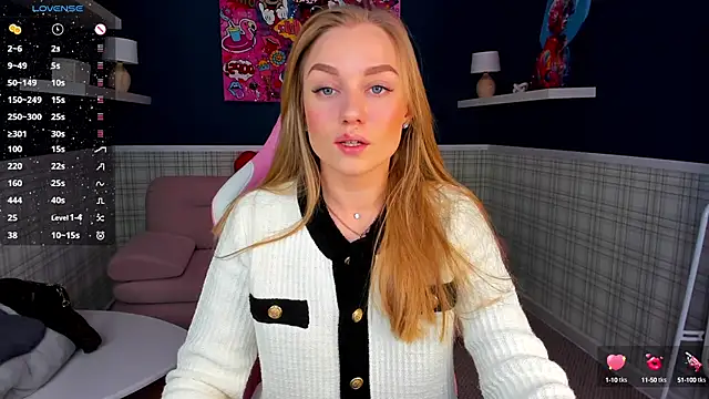 Barbie Lis online show from February 2025 11:19:02 PM