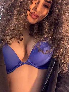 Lady ken online show from January 2025 06:05:02 PM