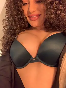 Lady ken online show from February 2025 05:54:01 PM