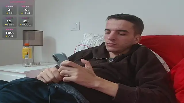 Snapshot of Tombgy07 chatting on November 2025 01:34:02 PM Tombgy07 online show from November 2025 01:34:02 PM