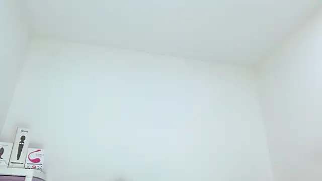 sashacreamy  online show from September 2025 04:15:01 AM