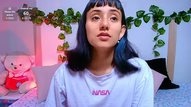 tati cardenas online show from October 2025 05:19:02 AM