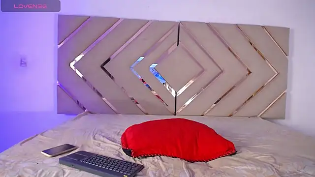 Raven foxter1 online show from February 2025 08:02:02 PM