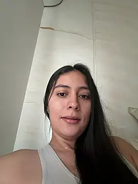 Snapshot of Sophie__Foxxx chatting on April 2026 10:54:02 PM Sophie Foxxx online show from April 2026 10:54:02 PM