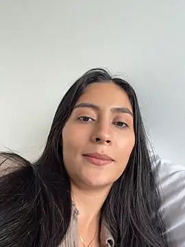 Snapshot of Sophie__Foxxx chatting on April 2026 10:14:02 PM Sophie Foxxx online show from April 2026 10:14:02 PM
