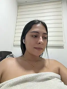 Snapshot of Sophie__Foxxx chatting on May 2026 12:30:02 AM Sophie Foxxx online show from May 2026 12:30:02 AM