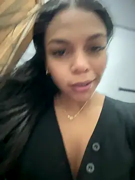 Snapshot of Charly_ chatting on October 2025 05:10:01 PM Charly online show from October 2025 05:10:01 PM