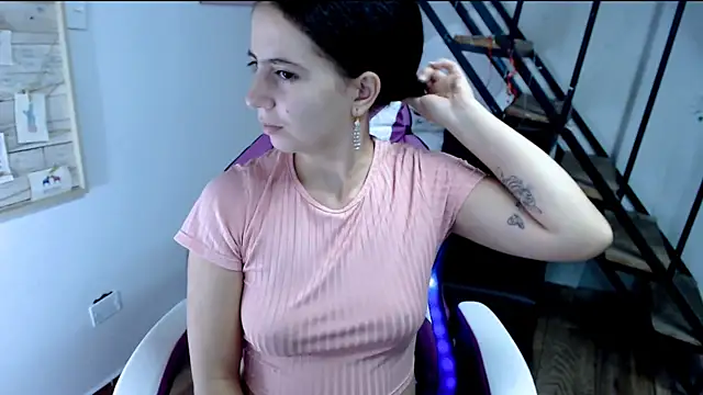 samantha baby  online show from September 2025 06:31:01 PM