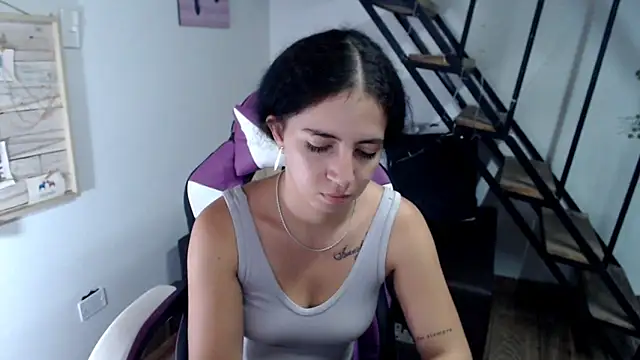 samantha baby  online show from November 2025 07:57:02 PM