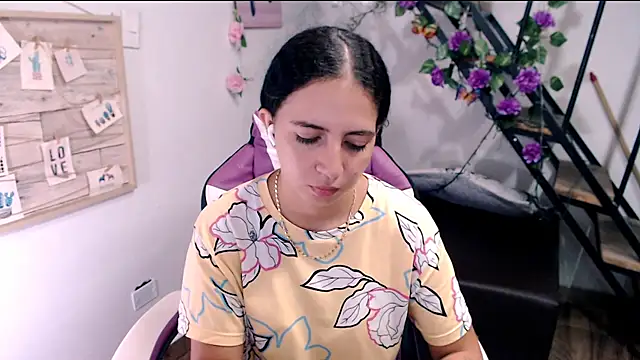 Snapshot of samantha_baby_ chatting on June 2026 05:15:02 PM samantha baby online show from June 2026 05:15:02 PM