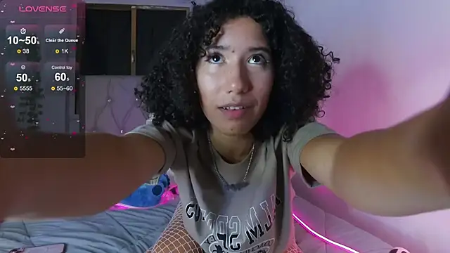 Snapshot of Lovely_Janeth chatting on February 2025 05:56:02 AM Lovely Janeth online show from February 2025 05:56:02 AM