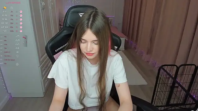 lil cassie online show from November 2025 02:44:01 AM