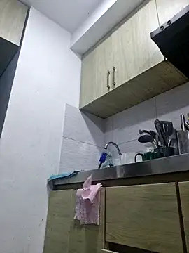 angela  98 online show from December 2025 11:14:02 AM