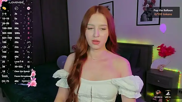 Snapshot of EleanorePeach chatting on December 2024 05:50:01 PM EleanorePeach online show from December 2024 05:50:01 PM