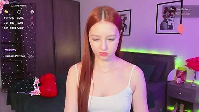 Snapshot of EleanorePeach chatting on February 2025 12:45:02 PM EleanorePeach online show from February 2025 12:45:02 PM