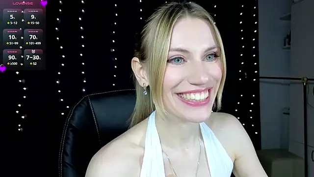 Lilianna Just online show from March 2025 04:56:02 PM