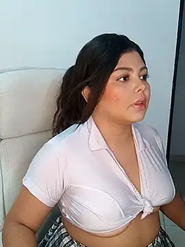 Snapshot of kiara-evans02 chatting on October 2025 10:40:01 PM kiara-evans02 online show from October 2025 10:40:01 PM