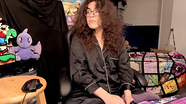 ShinyCherub online show from December 2025 01:55:01 AM