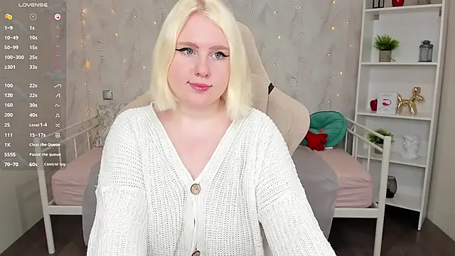 art lovee online show from January 2025 04:41:02 AM