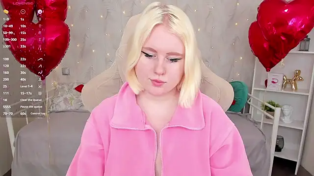 art lovee online show from February 2025 04:36:02 AM